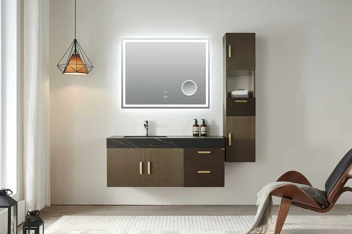 You are currently viewing Ultimate Anti-Fog & Safe: Our Durable LED Bathroom Mirror for Humid Environments